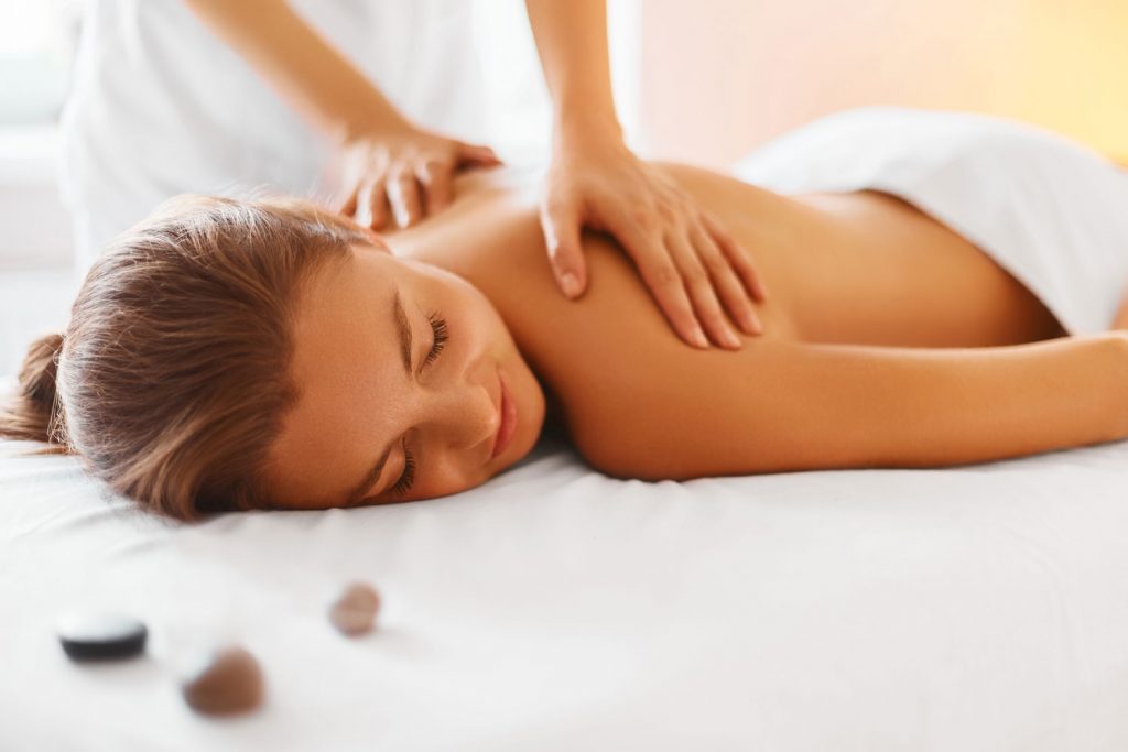 massage-physiotherapie-bad-saulgau-ganzheitliche-therapien-marina-stützle-manuelle-therapie-lymphdrainage-schmerzen-rücken-beine-prävention-behandlung-nach-OP-Nackenschmerzen-Kopfschmerzen